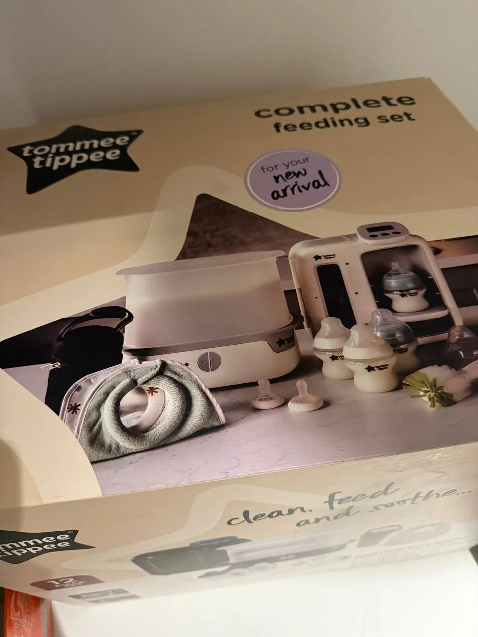 Boxed Tommee Tippee complete baby feeding set suitable as a practical give away item for new parents Boxed Tommee Tippee complete baby feeding set suitable as a practical give away item for new parents