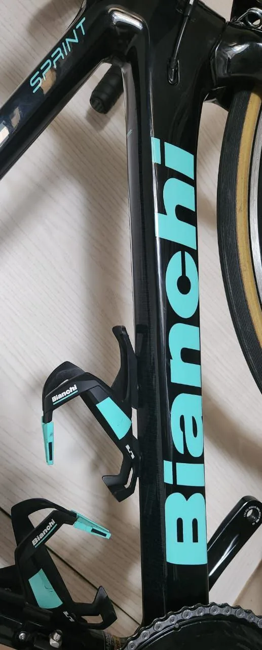 Close-up of a Bianchi road bike frame used as a product listing example for clear, consistent item details Close-up of a Bianchi road bike frame used as a product listing example for clear, consistent item details
